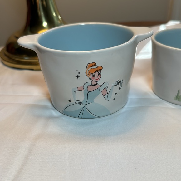 Rae Dunn Disney Cinderella Measuring Cups - Picture 3 of 7